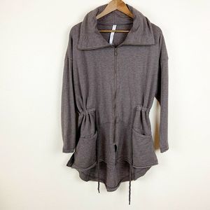 manduka resolution anorak